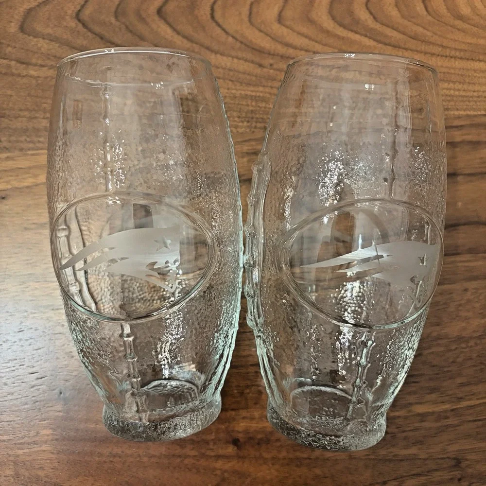 New England Patriots Football Shaped NFL Clear Beer Bar Glasses Libbey Set of 2